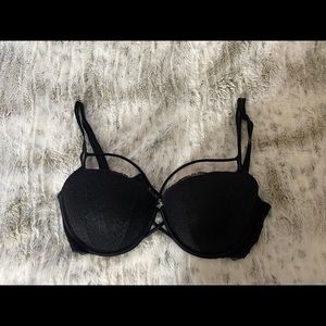Victoria’s Secret PINK Date Push-Up Bra